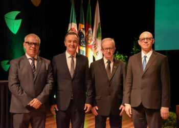 Aniversário da Aspeur/Feevale é marcado pela posse da nova gestão