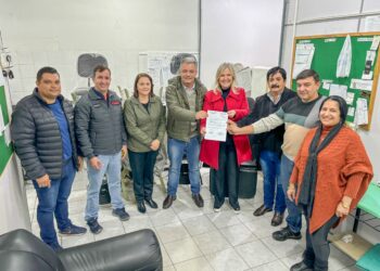 Deputados Alceu Moreira e Luciano Silveira destinam equipamentos e verba para dois veículos na saúde de Sapiranga