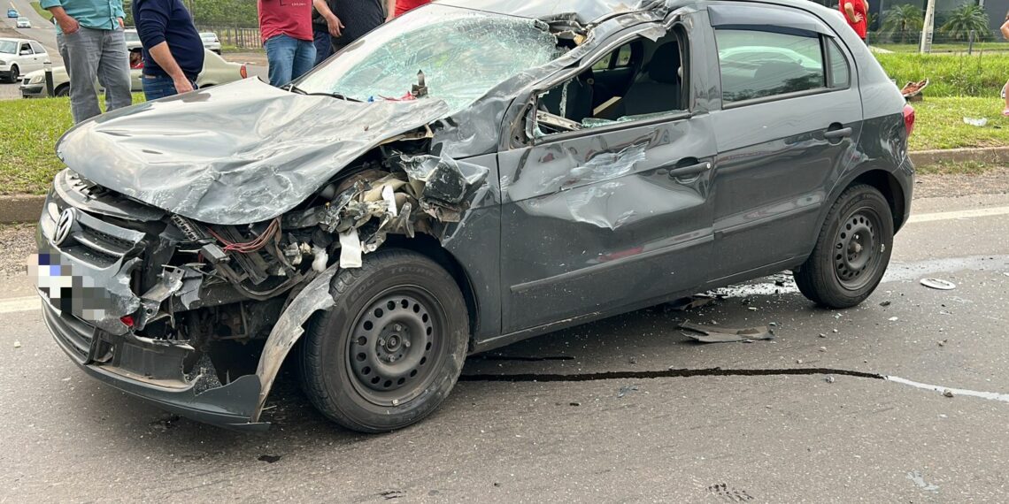 Acidente grave entre três veículos é registrado na RS-239, em Campo Bom
