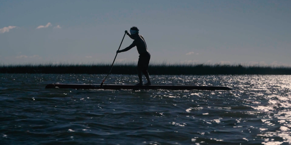 Atleta rema mais de 1000 km na Lagoa dos Patos e história vira filme nas mãos de produtora de Campo Bom