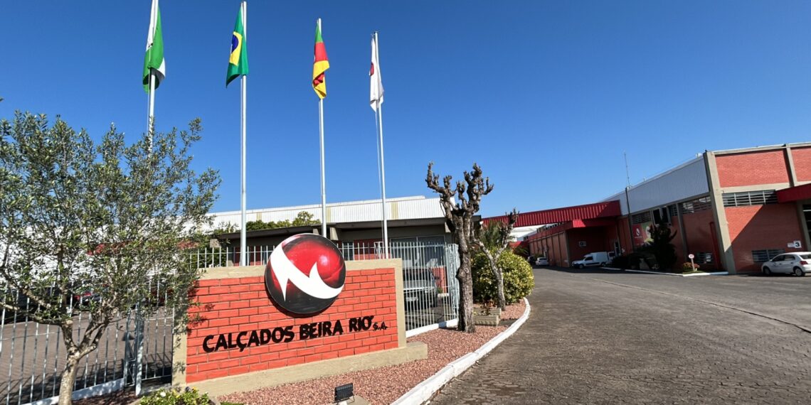 Calçados Beira Rio oferece mais de 80 vagas de emprego em diversos setores