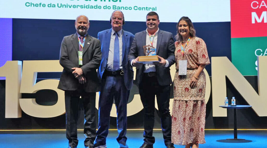 Cresol é reconhecida em três categorias no Prêmio ProsperaCoop