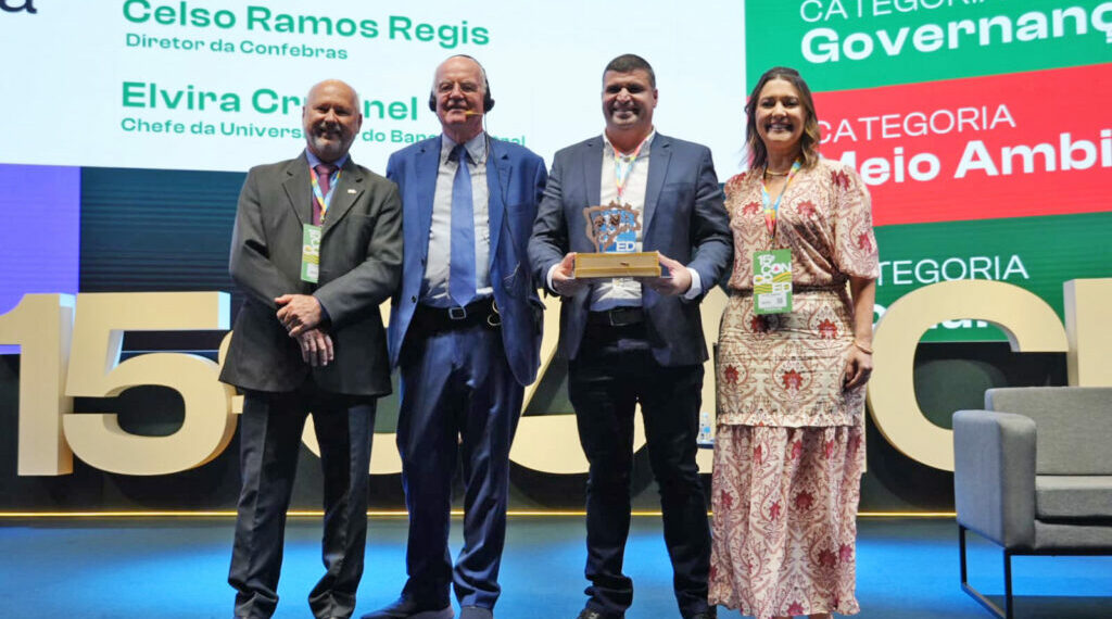 Cresol é reconhecida em três categorias no Prêmio ProsperaCoop