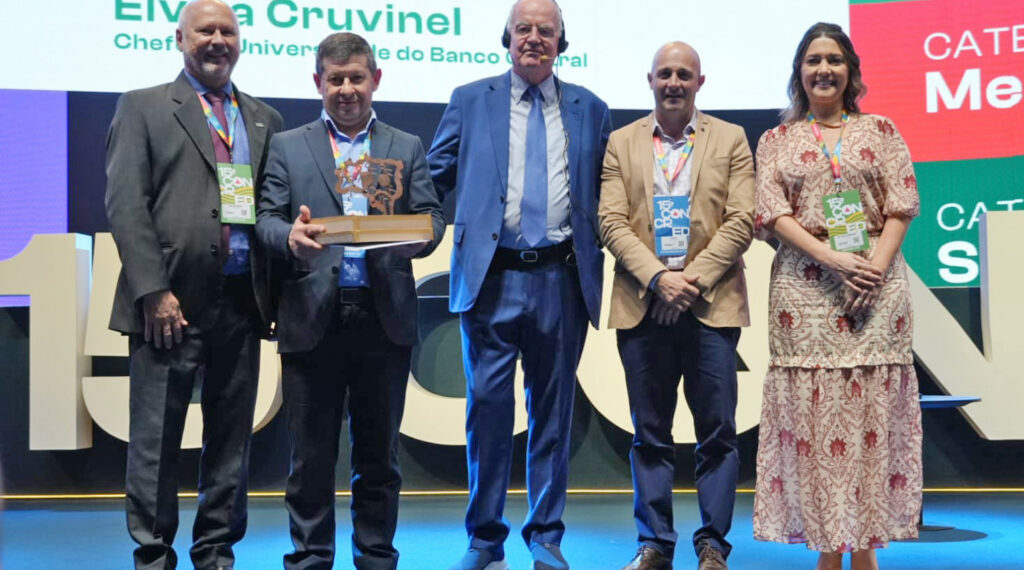 Cresol é reconhecida em três categorias no Prêmio ProsperaCoop