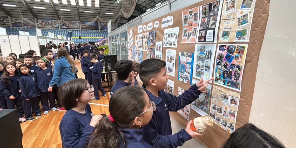 10ª Semana da Ciência e Tecnologia reúne mais de 260 alunos pesquisadores em Campo Bom