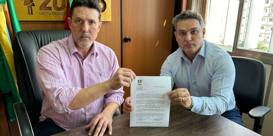 Deputado federal Zucco e Delegado Zucco cobram punição sobre ato contra os gaúchos em jogo de futebol