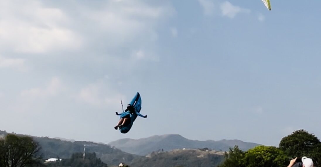 Atleta da AGVL é campeão do Pan-Americano de Parapente com a seleção brasileira