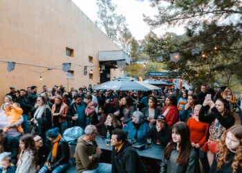 Cervejaria Brew Up celebra aniversário com música e atrações neste sábado