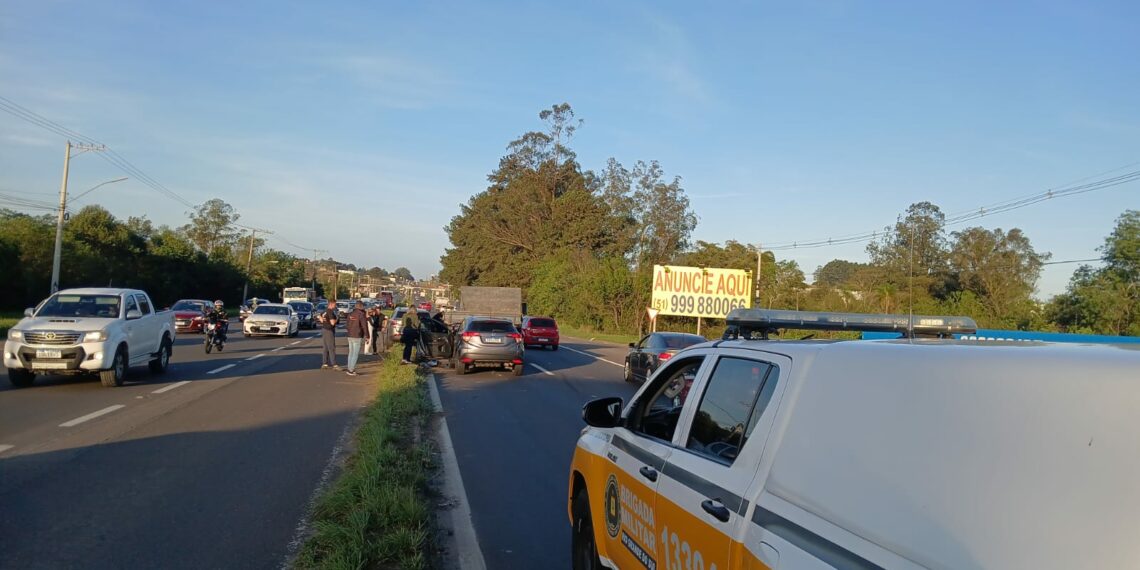 Acidente entre três veículos é registrado na RS-239 em Sapiranga