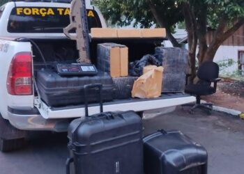 Brigada Militar apreende cerca de 40kg de droga e arma de fabricação turca em Sapiranga