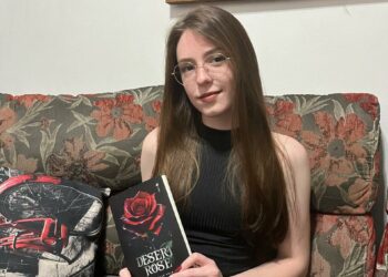 Desert Rose: livro de investigação criminal é lançado por sapiranguense