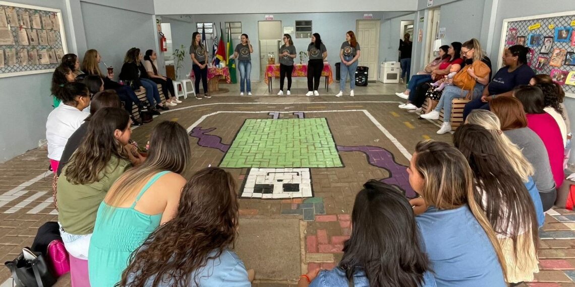 Formação de Aprendizagem Docente auxilia na especialização dos professores em Campo Bom