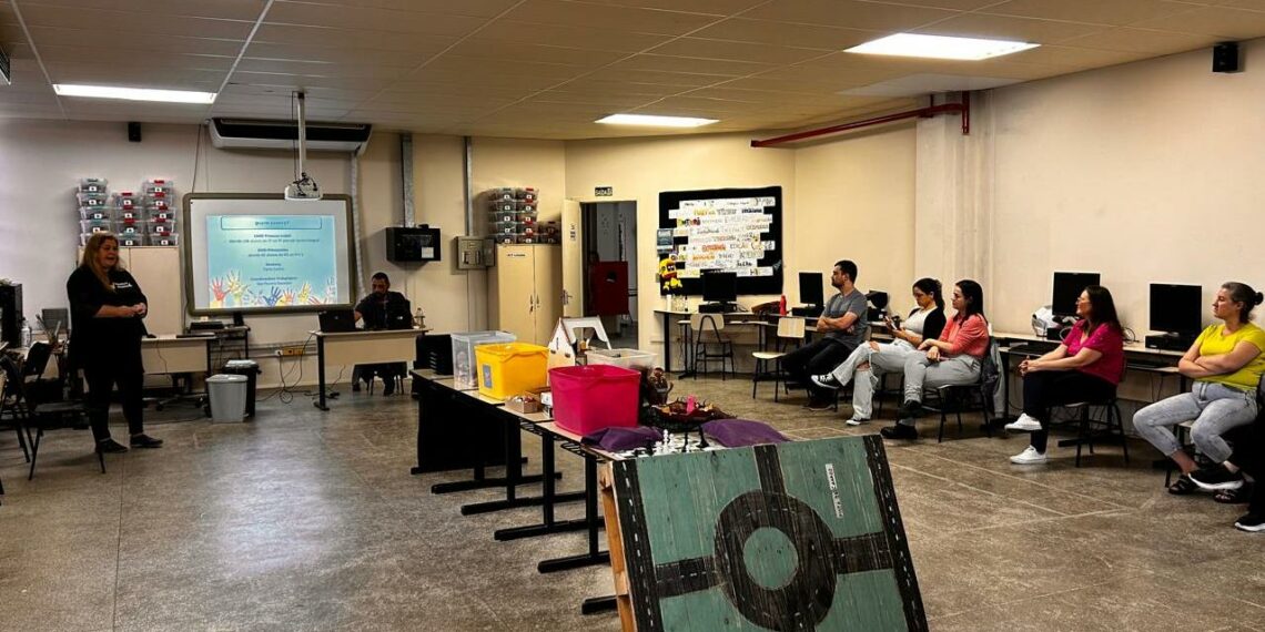 Formação de Aprendizagem Docente auxilia na especialização dos professores em Campo Bom