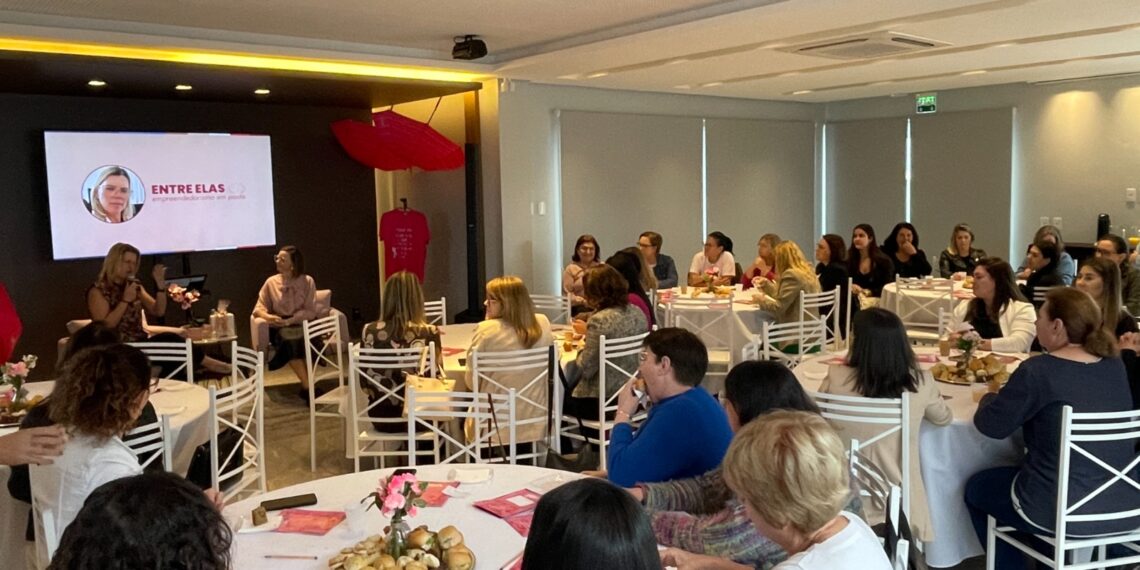 Inspiração, saúde e superação no Outubro Rosa da CDL Sapiranga