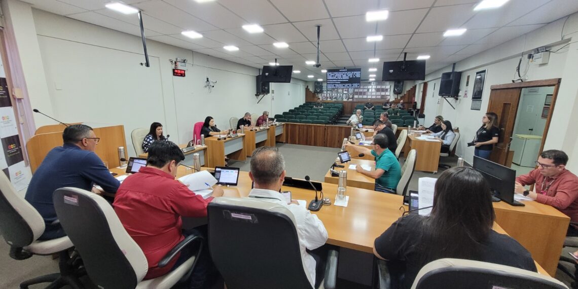CDL Sapiranga deverá receber verba da prefeitura para evento alusivo ao Natal