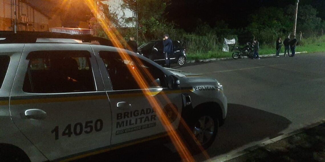 Motociclista fica ferido em colisão com carro em Sapiranga