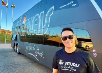 Vocalista da banda Os Atuais, Paulinho Dill, sai da UTI e avança na recuperação