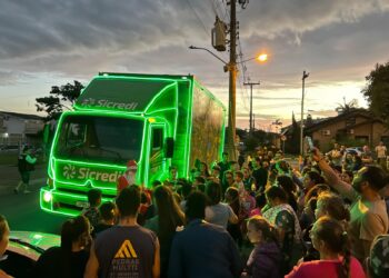 Carreatas noturnas da Sicredi Caminho das Águas brilham na região