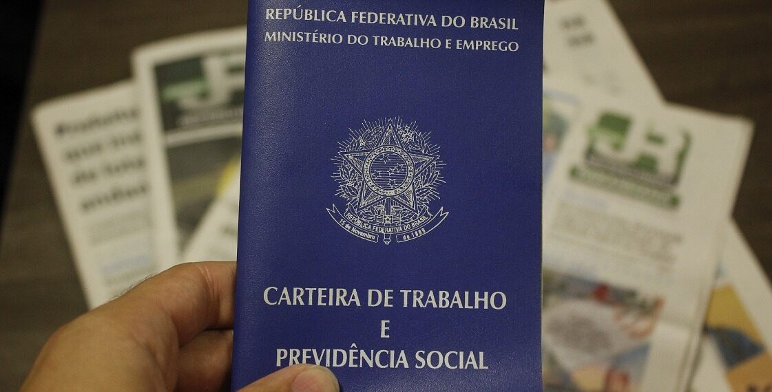 Fim da Escala 6×1; proposta na Câmara dos Deputados gera opiniões divergentes