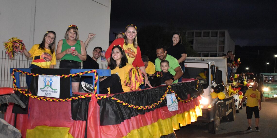 Desfile da Dezemberfest: uma festa de tradição e alegria em Nova Hartz