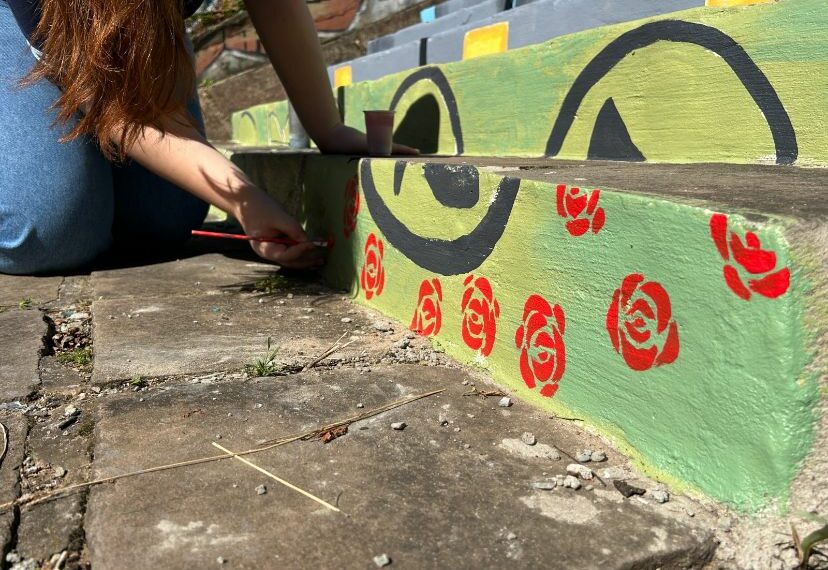 Escadaria do Estadual, em Sapiranga, agora é uma verdadeira obra de arte