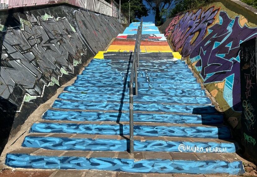 Escadaria do Estadual, em Sapiranga, agora é uma verdadeira obra de arte