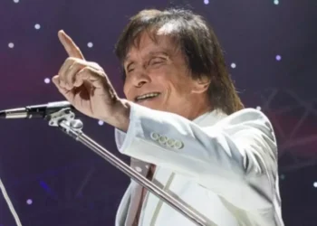 “Rei” Roberto Carlos anuncia show em Novo Hamburgo