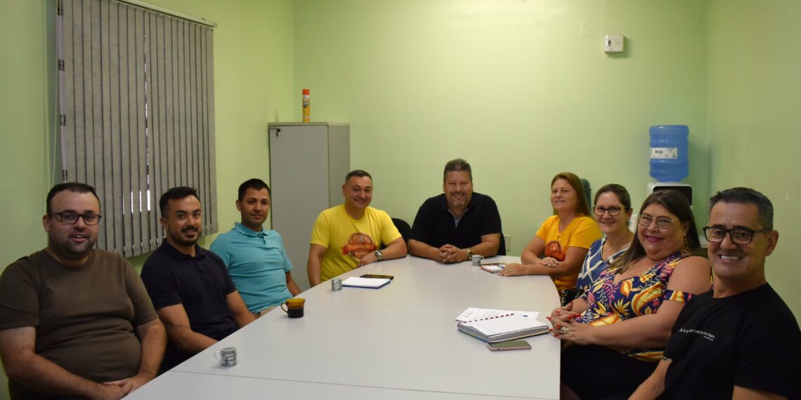 Neri Chicatto, prefeito eleito de Nova Hartz, divulga nomes do seu secretariado