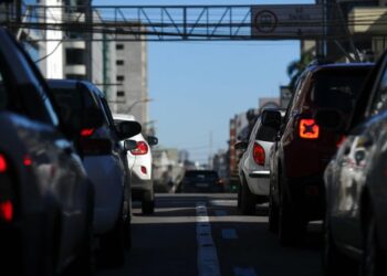 IPVA 2025: quanto cada município deve arrecadar e possíveis descontos