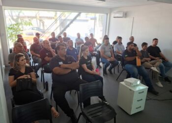 Ecopower: Líder em sustentabilidade e inovação capacita profissionais para o mercado de energia solar gratuitamente