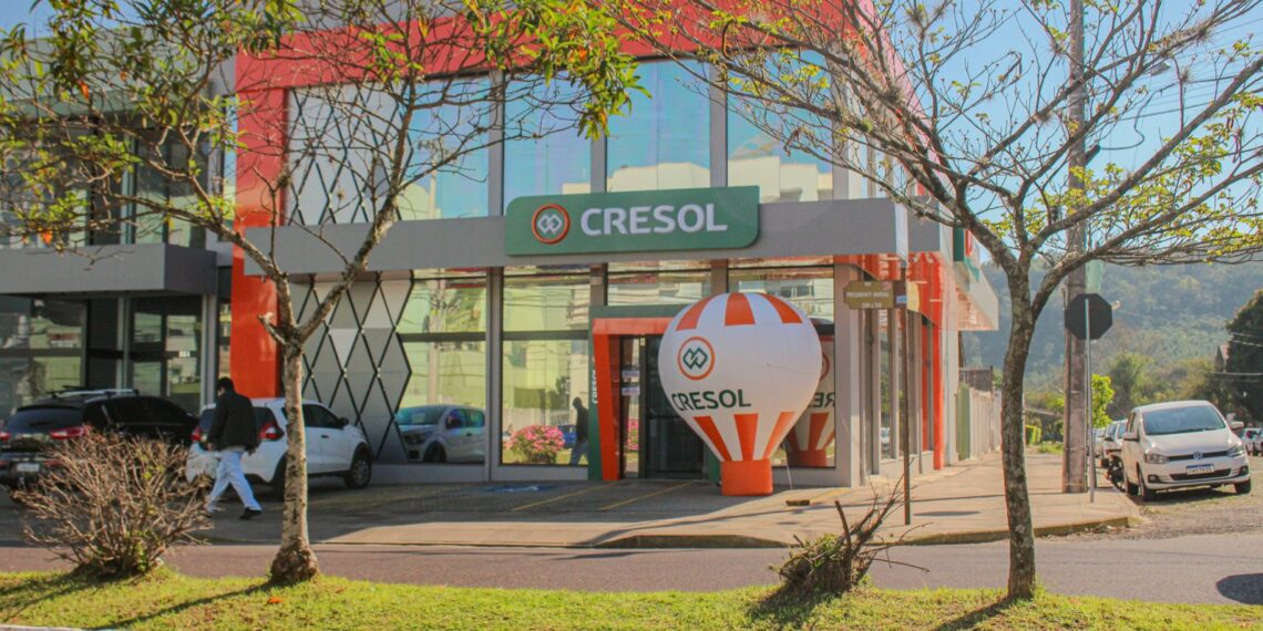 Cresol Raiz inicia 2025 como parceira estratégica para suas conquistas financeiras
