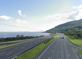 Trânsito intenso na Freeway deve marcar o final de semana rumo ao litoral