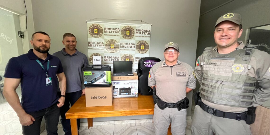 Brigada Militar de Araricá recebe equipamentos através do Consepro