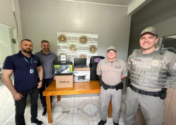 Brigada Militar de Araricá recebe equipamentos através do Consepro