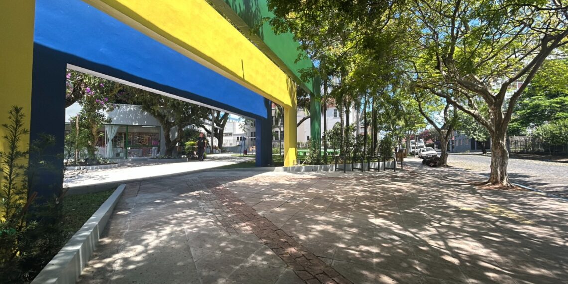 Em Sapiranga, Praça da Bandeira reforça a segurança com instalação de câmeras