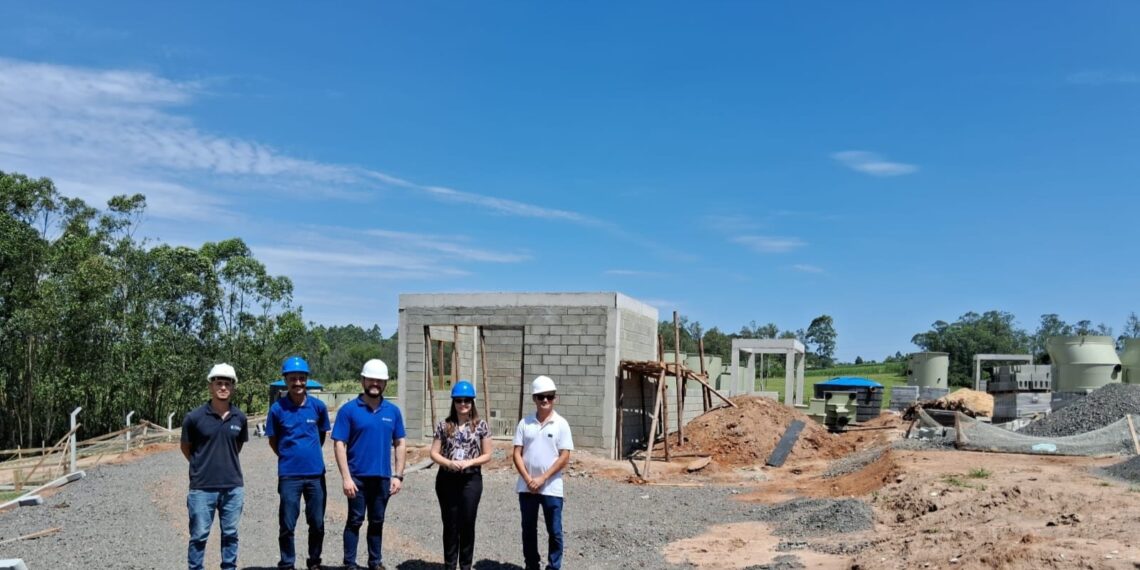 Agesan promove ação de fiscalização de abastecimento de água em Araricá