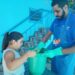 Corsan ensina crianças a transformar óleo de cozinha usado em sabão ecológico, em Sapiranga
