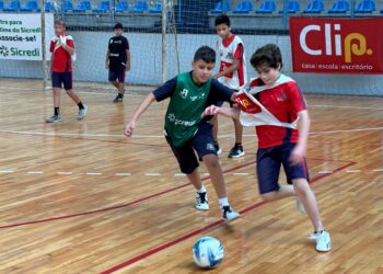 Copa Repercussão na Escola de Futsal SICREDI/CLIP agita Campo Bom