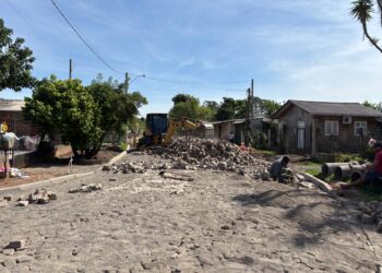 Sapiranga investe em calçamento e melhora acessibilidade de moradores do bairro Floresta