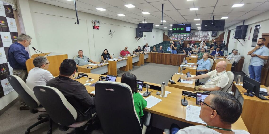 Câmara de Vereadores de Sapiranga realiza sessão solene com seis homenagens