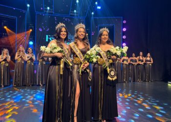 Sonho de menina: 39ª Festa das Rosas conhece as suas Soberanas durante evento no Centro de Cultura