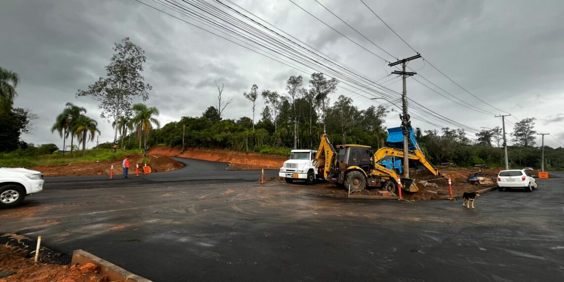 Rótula no loteamento Ipê Amarelo entra na reta final em Nova Hartz