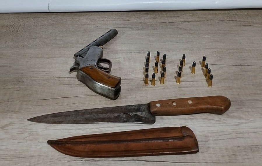 Homem é preso por porte ilegal de arma de fogo em Nova Hartz