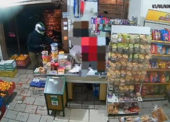 Bandido cometeu dois roubos simultâneos no comércio de Sapiranga