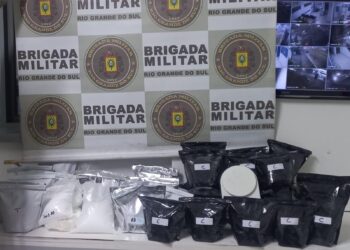Brigada Militar apreende mais de 40 kg de material para a produção de cocaína; dois indivíduos são detidos