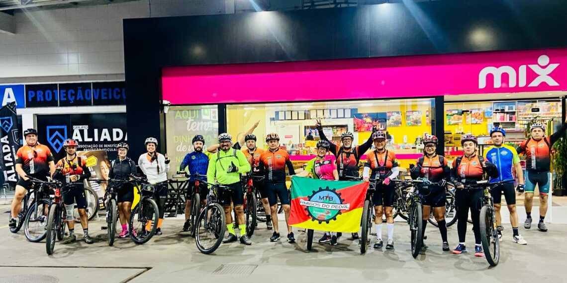 Amigos do Pedal percorre 225km em pouco mais de 10 horas