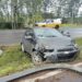 Motorista perde controle da direção e atinge controlador de velocidade na RS-239