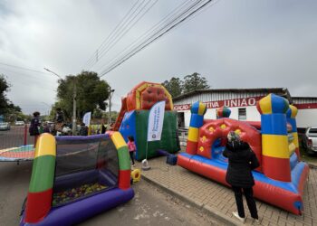 Recreação no Porto Blos uniu diversão e prevenção à saúde, em Campo Bom