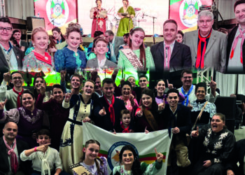Isabeli e Sofia conquistam o título de Prenda Mirim do Rio Grande do Sul