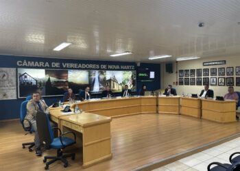 Projeto sobre eleição de diretores gera debate e divide opiniões entre vereadores e sindicato em Nova Hartz